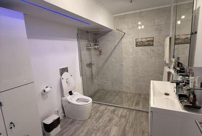 Casă cu 8 camere cu Teren 1310 Mp în Blejoi - 5