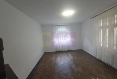 Casă cu 3 camere cu Teren 247 Mp în Central - 5