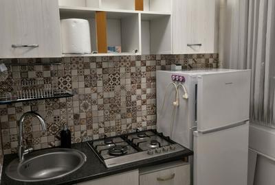 Garsonieră decomandată în Runcu