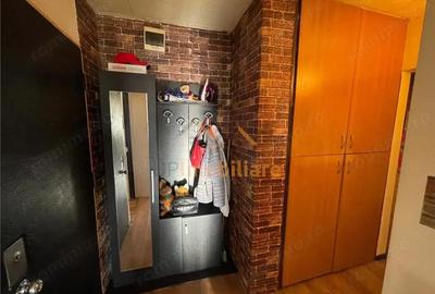 Apartament cu 3 camere decomandat în Nufărul - 5