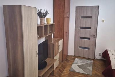 Garsonieră semidecomandată, mobilată în Titan - 3