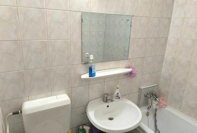 Garsoniera zona Basarabiei - Nicoale Sebe - 2