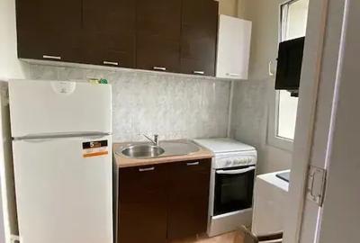 Garsonieră nedecomandată în Titan