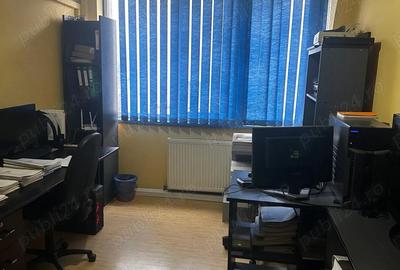 Spațiu comercial, de 12 mp, în Central - 2