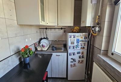 Garsonieră decomandată în Rovine - 7