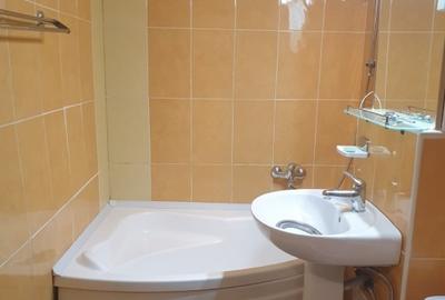 Apartament cu 2 camere decomandat în Vlahuță