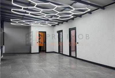 Casă individuală cu 6 camere cu Canalizare în 1 Decembrie - 20