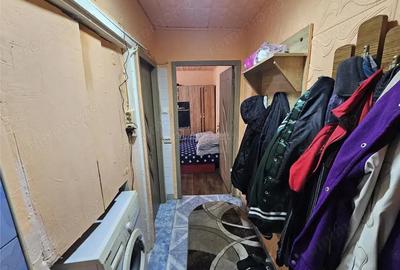 Apartament cu 2 camere nedecomandat în Micro I - 1