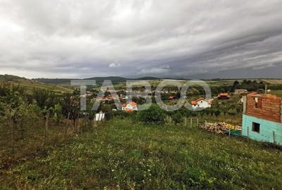 Teren intravilan 662 mp cu priveliste catre Hamba Sura Mare - 4