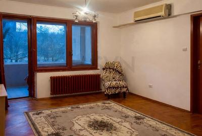 Apartament cu 2 camere decomandat, mobilat în P-ța Romană - 1