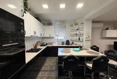 Casă cu Teren 1304 Mp în Arpășel - 13