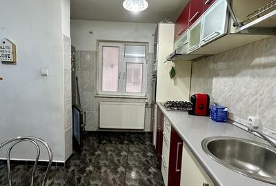 Apartament cu 3 camere decomandat în Drumul Taberei - 2