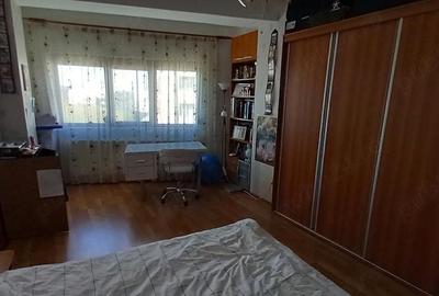 Apartament cu 3 camere decomandat în Central - 3