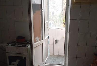 Garsonieră decomandată, mobilată în Panduri - 4