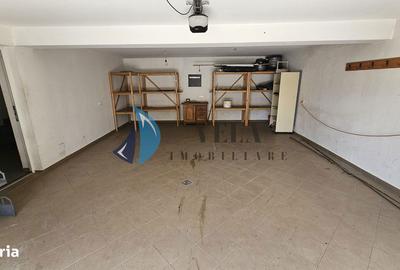 Casă cu 5 camere cu Teren 800 Mp în Unirii - 1