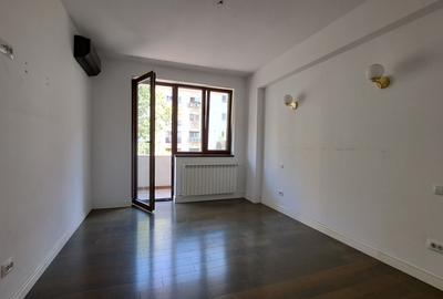 APARTAMENT 3 CAMERE - 31