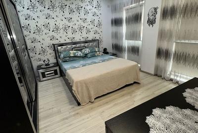 Apartament cu 3 camere decomandat în Energia - 2