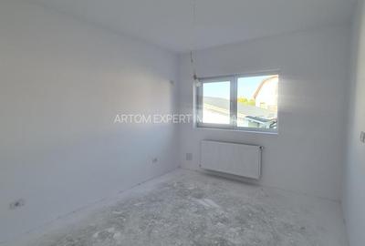 Casă cu 4 camere cu Teren 200 Mp în Berceni