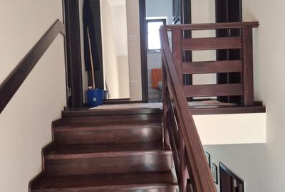 Casa cu etaj la Hudum - 10