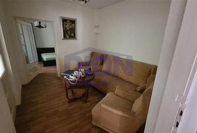 Central -Casa si teren in  municipiul Calarasi--Grivita - 2