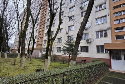 Apartament cu 2 camere decomandat, mobilat în Metalurgiei - 13