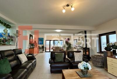 Penthouse cu 4 camere semidecomandat, mobilat în Dumbrăvița