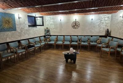 Str Lunga, zona Mielul Alb, spatiu comercial de 82mp tip crama, 129900 euro - 2