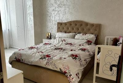Apartament cu 3 camere semidecomandat, mobilat în Țiglina 2 - 4