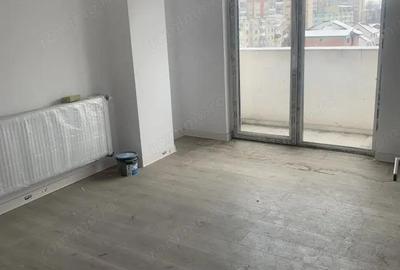 Apartament cu 4 camere decomandat în George Enescu - 4