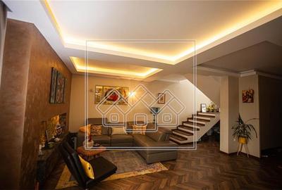 Casa tip duplex de vanzare in Sibiu - 5 camere, 3 bai - teren 250 mp - 2