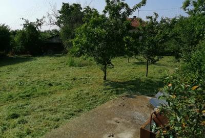 Teren intravilan de vanzare pe care se afla o casa batraneasca - 5