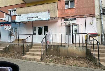 Spatiu comercial 59mp, vad intens, locatie centrala in Piata