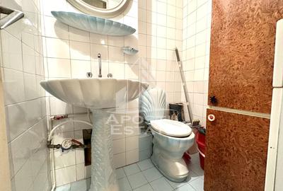 Apartament 3 camere, decomandat, etaj 2, zona Sagului - 7