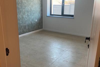 Casă cu 3 camere cu Teren 440 Mp în Central - 6