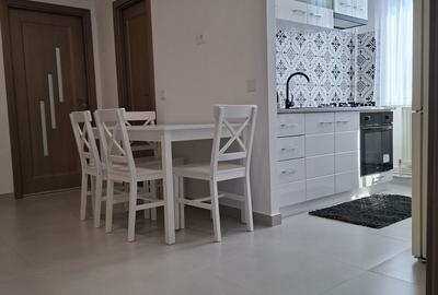 Apartament cu 2 camere decomandat în Precista