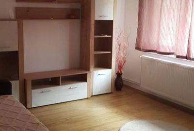 Apartament cu 2 camere decomandat în Central - 4