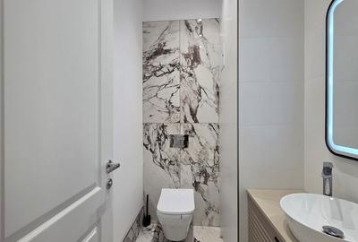 Apartament cu 4 camere în Central - 1