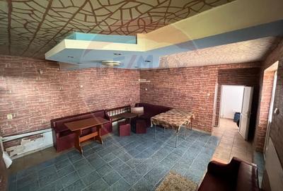 Casa / Vila cu 5 camere de vanzare - 13