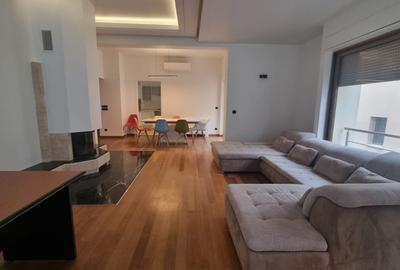Apartament cu 5 camere decomandat, mobilat în Primăverii - 1
