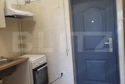 Garsonieră în Micro 40 - 2