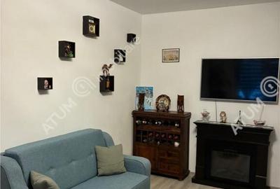 Apartament cu 3 camere decomandat în Vasile Aaron