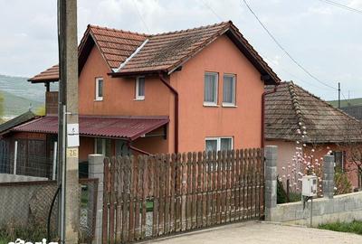 Casă cu 3 camere cu Teren 56 Mp în Suatu - 2