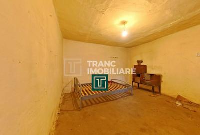 Casă cu 4 camere cu Teren 1440 Mp în Secusigiu - 6