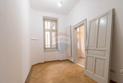 Spațiu comercial, de 148 mp, în Central