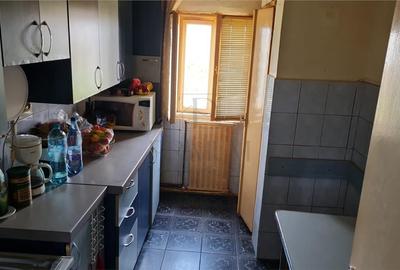 Apartament cu 3 camere decomandat în Lipovei - 4