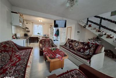 Casă cu 3 camere în Central - 12