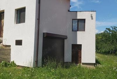 Casă cu 5 camere cu Teren 700 Mp în Miroslava - 8