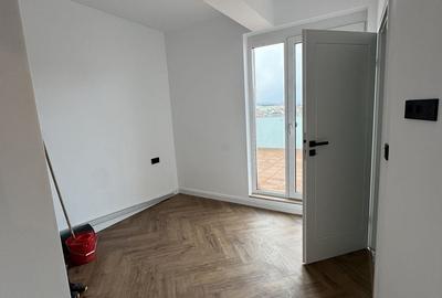 Apartament cu 3 camere în Central - 2