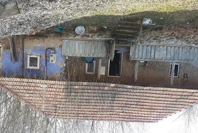 Casă cu 3 camere cu Teren 1600 Mp în Vălișoara - 1