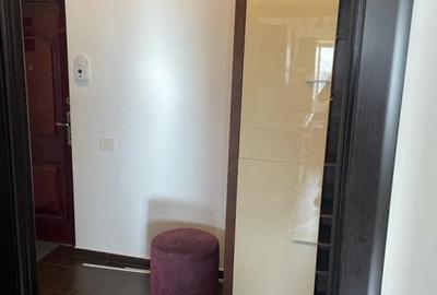 Apartament cu 3 camere decomandat în Roșu - 1